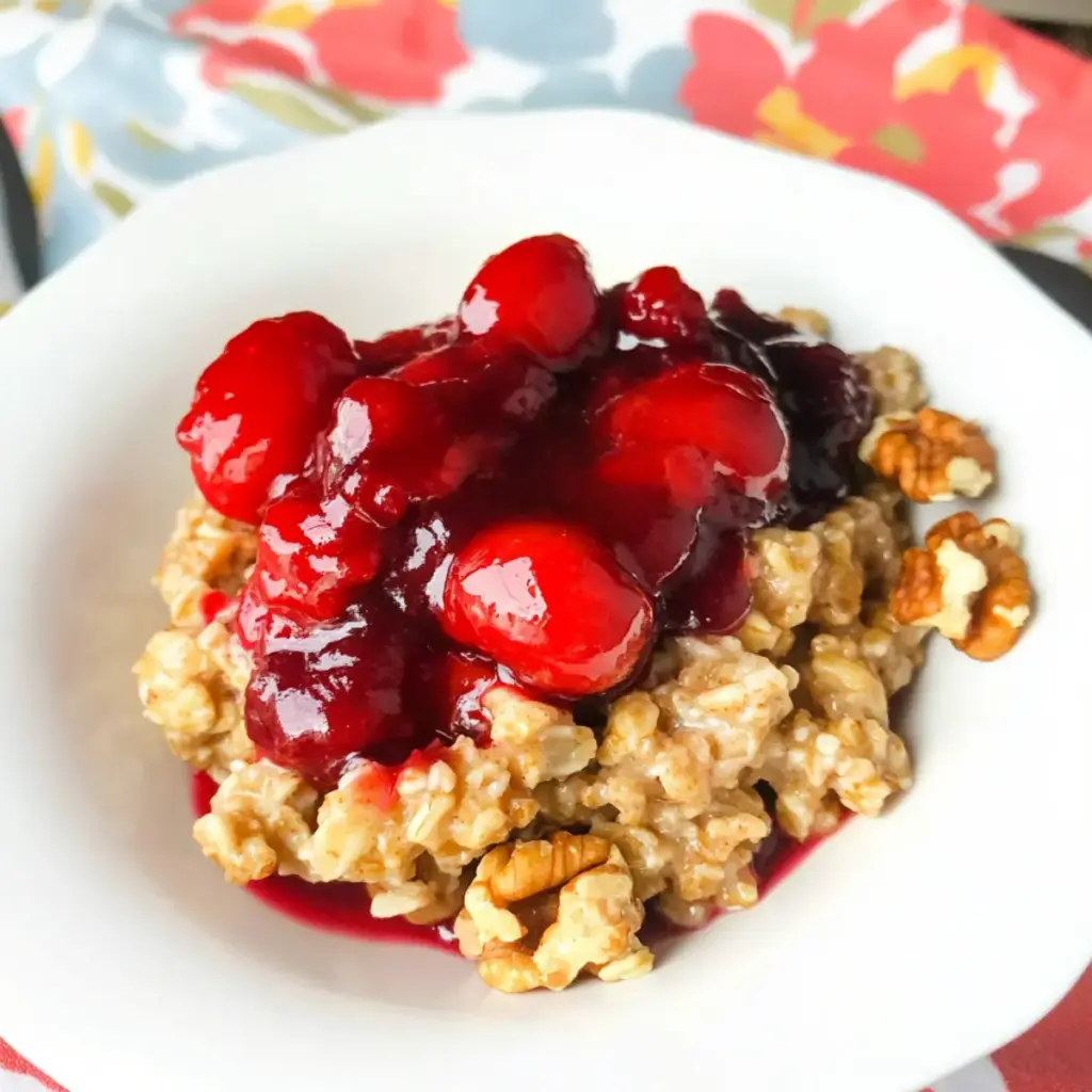 Crockpot Cherry Pie Oatmeal