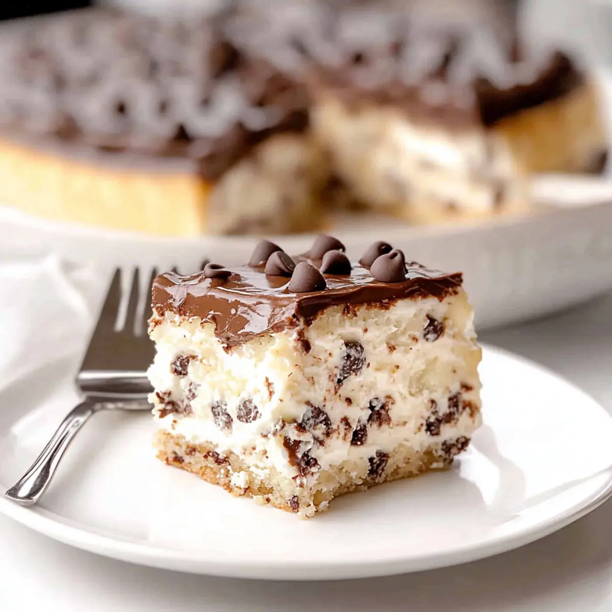 Easy Cannoli Cake