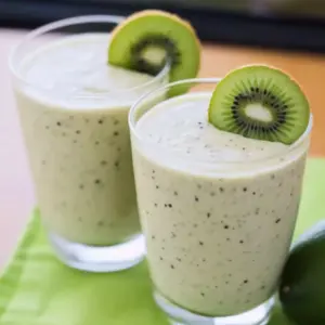 Kiwi Smoothie Recipe with Banana and Lime