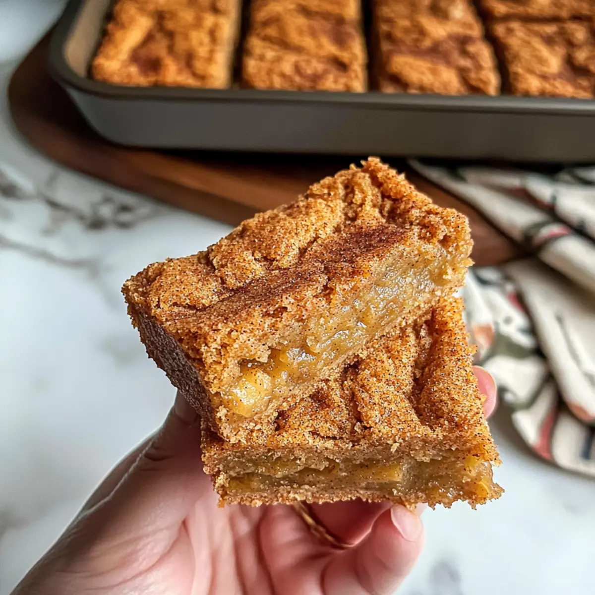 Apple Butter Snickerdoodle Bars